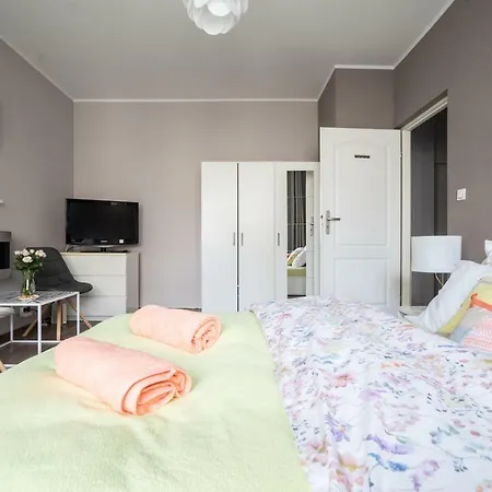 Sunny Wisla River Apartment